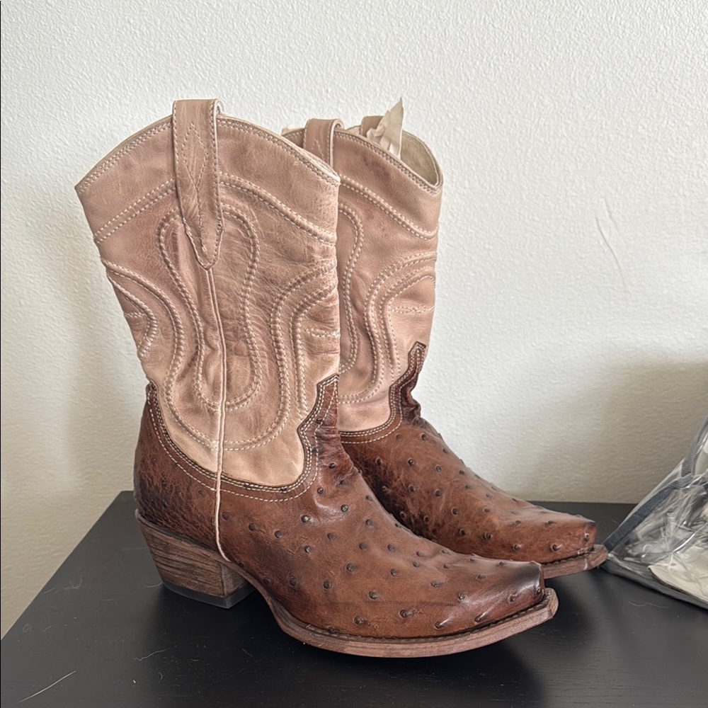 Two-Tone Western Cowboy Boots